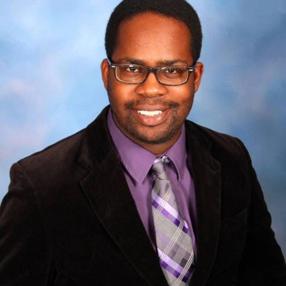 Marlowe Jones profile image. He can be seen wearing a black tuxedo